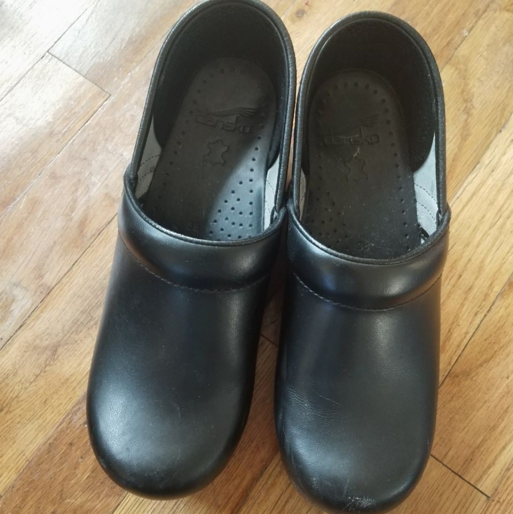 Dansko clogs size 38 black leather